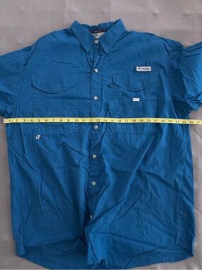Columbia Men’s Bonehead Blue Short-Sleeve Fishing Shirt